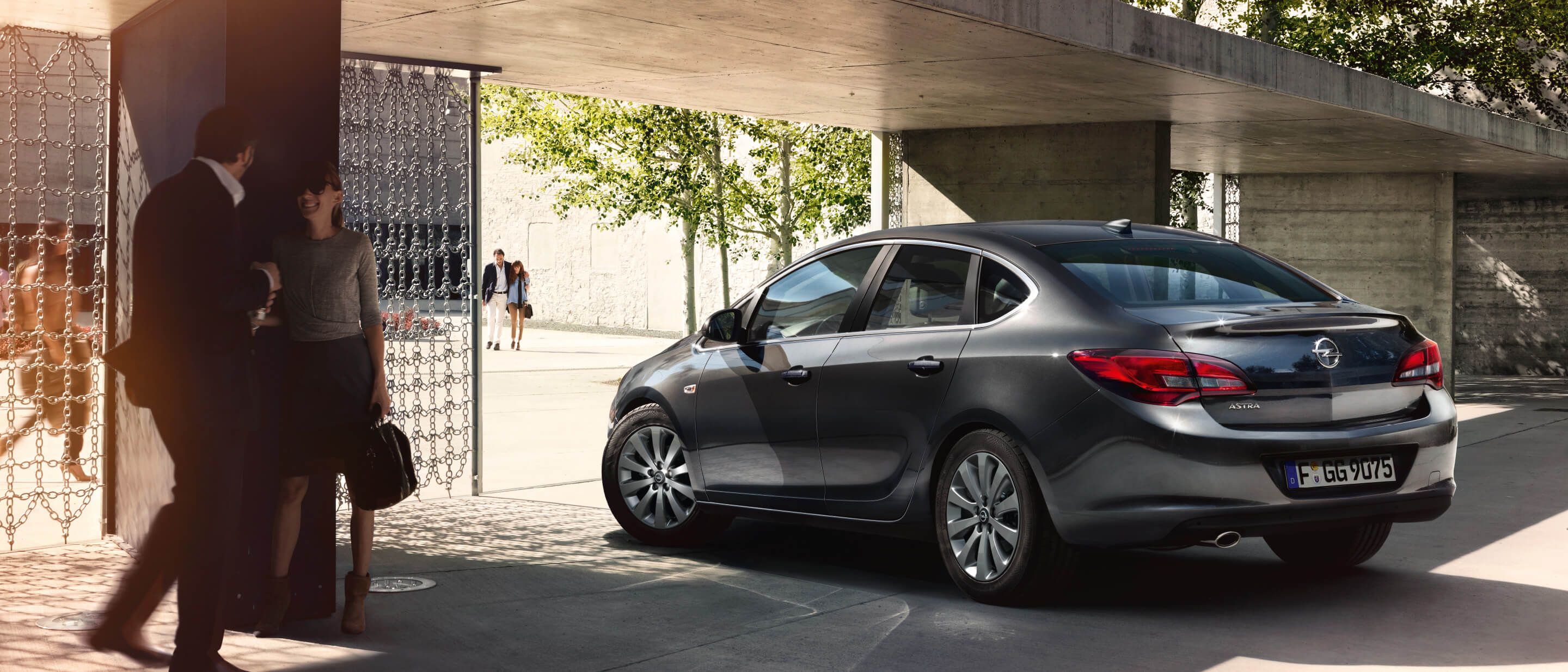 Aile Opel Astra - sahiplerin yorumları (yeni nesil hatchback) Aile Opel Astra - sahiplerin yorumları (yeni nesil hatchback)